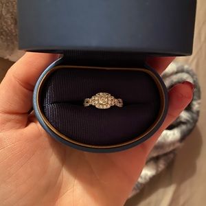 LEO 14K White Gold Bridal Ring